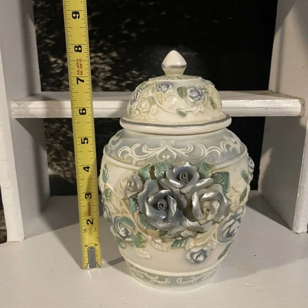 Vintage Metallic Blue Rose Ivory Color Box Jar W/ Lid Beautiful!‎